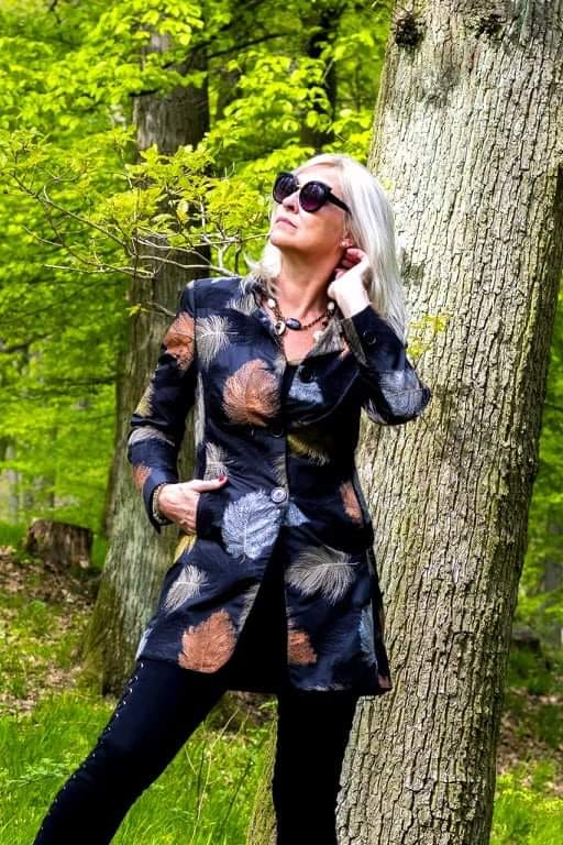 zlatica-vinsova-stylista-modny-navrhar-originalny-saty-malovany-textil-original-fashion-81