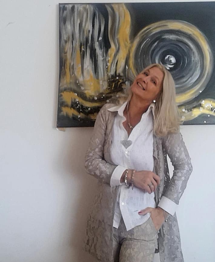 zlatica-vinsova-stylista-modny-navrhar-originalny-saty-malovany-textil-original-fashion-35