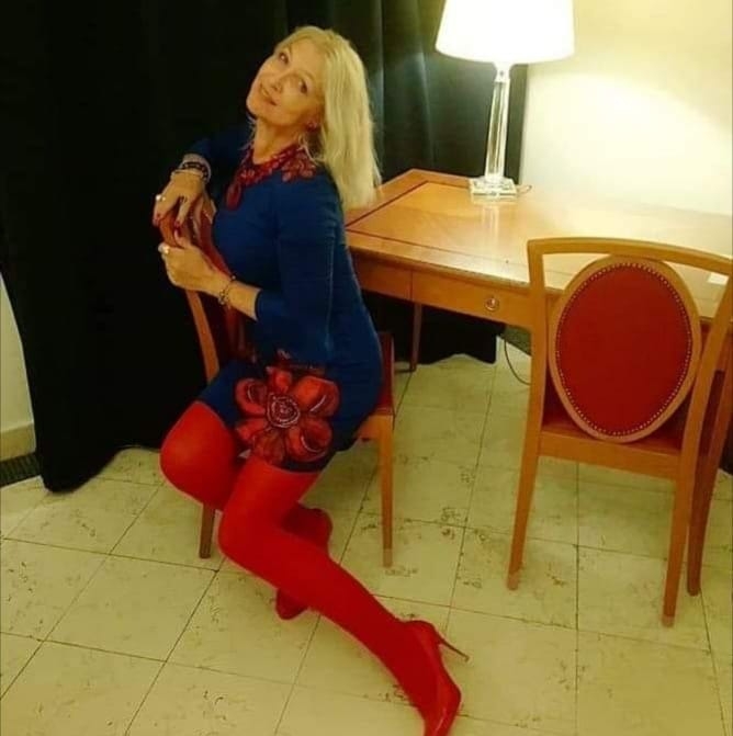 zlatica-vinsova-stylista-modny-navrhar-originalny-saty-malovany-textil-original-fashion-3